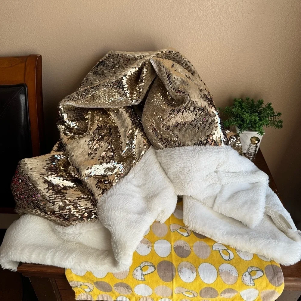 Pier 1 Imports cream and gold sequin holiday throw blanket